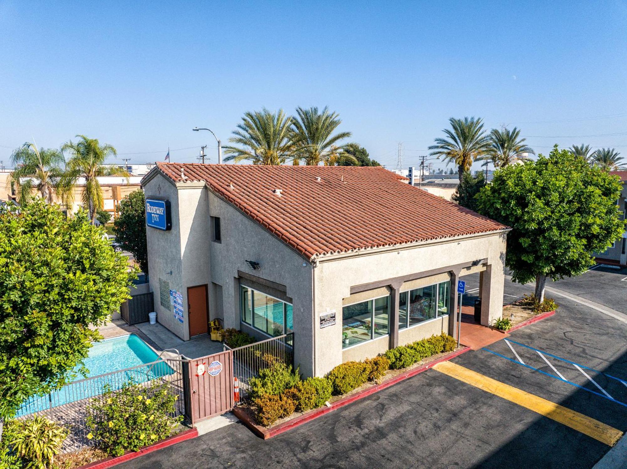 Rodeway Inn South Gate - Los Angeles South Exteriör bild
